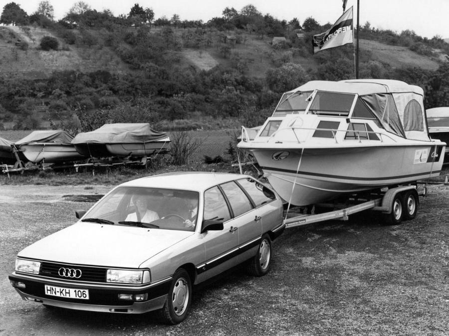  Audi 200 Avant Quattro (44, 44Q) 1983 года  (WW) (фото 3 из 8)